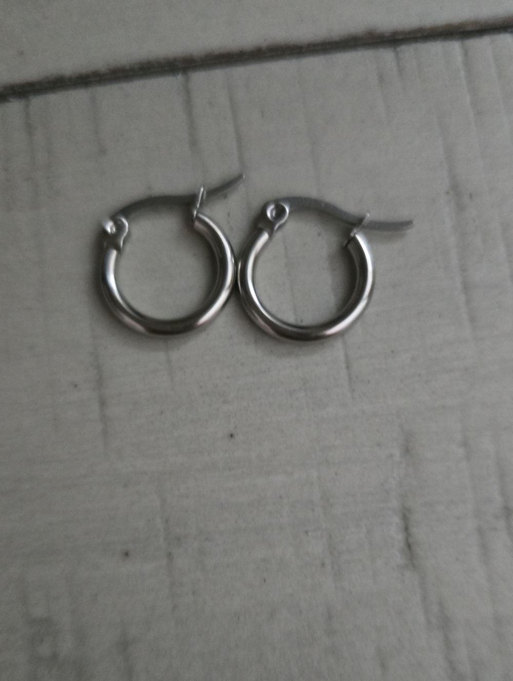 Classic Silver Hoop Earrings - Sleek Women's Jewelry